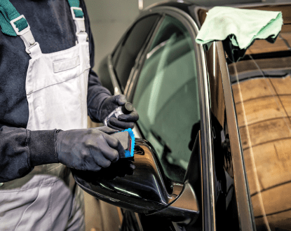 <p style="font-family: 'Poppins', sans-serif; font-weight: 700; font-size:24px;">CERAMIC COATING</p>